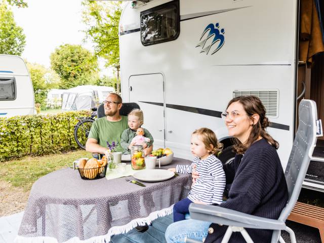 Wirthshof Camping Wohnmobil Bodensee Familie