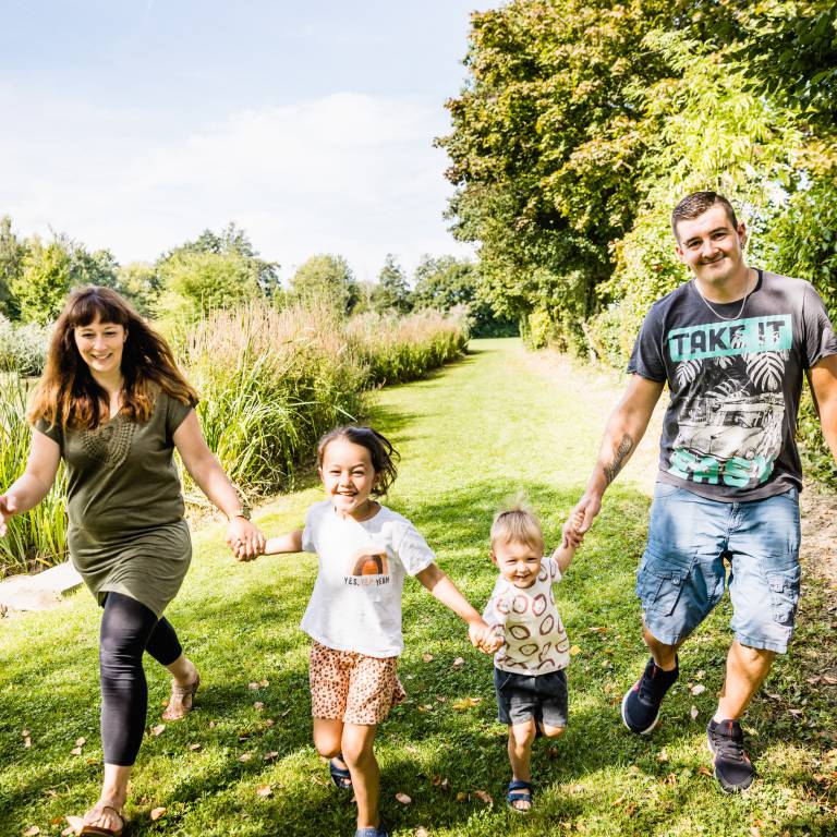 Familienurlaub Bodensee Wirthshof See spazieren